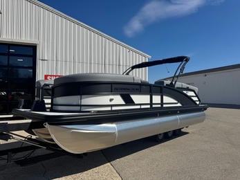 2025 Bennington 22 MFB