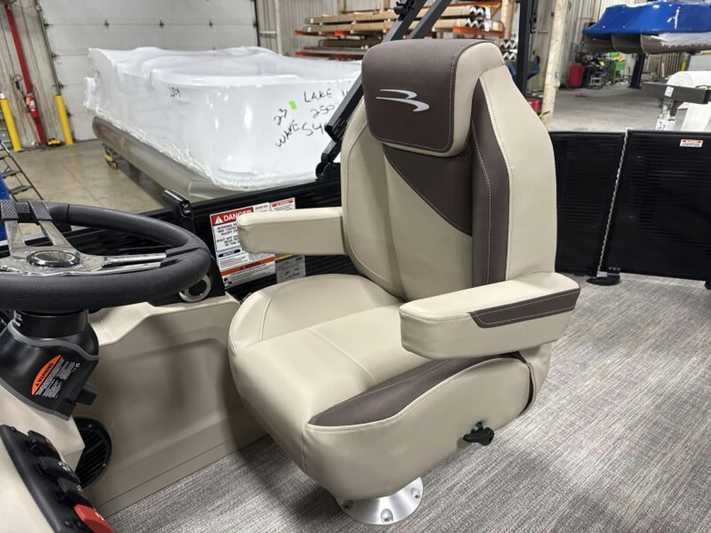 2025 Bennington S Series 23SL