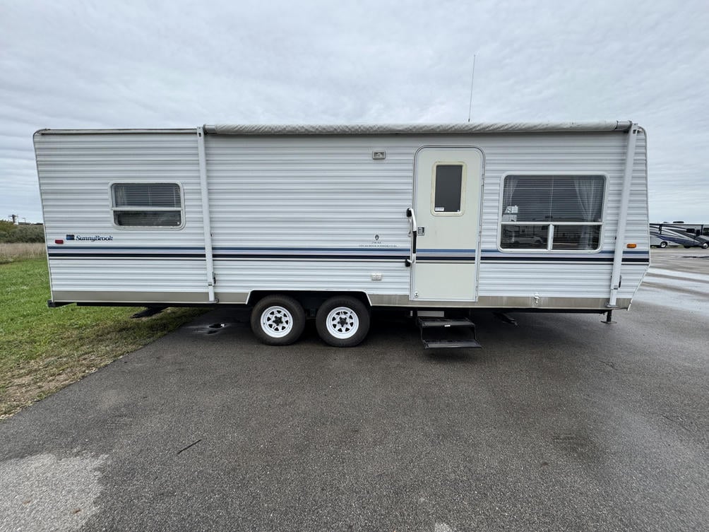 2001 Sunnybrook  2706