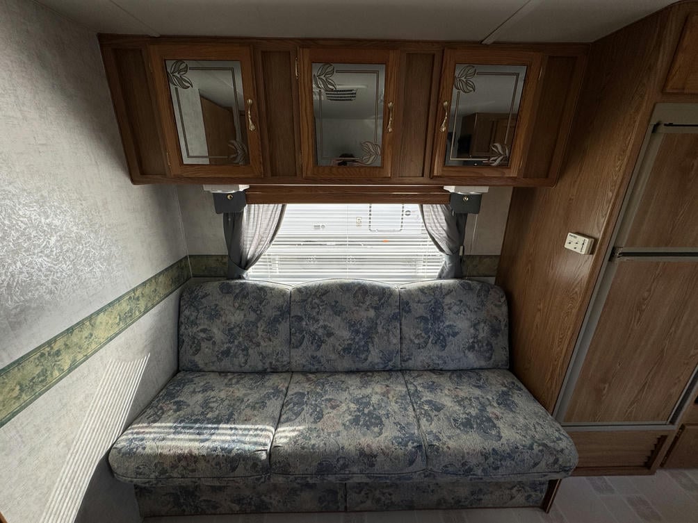 2001 Sunnybrook  2706