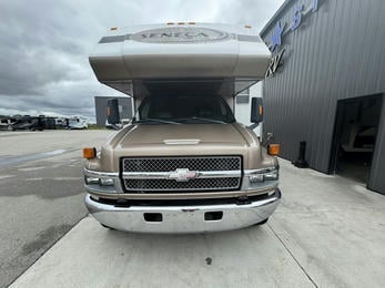 2005 Seneca 35 GS 