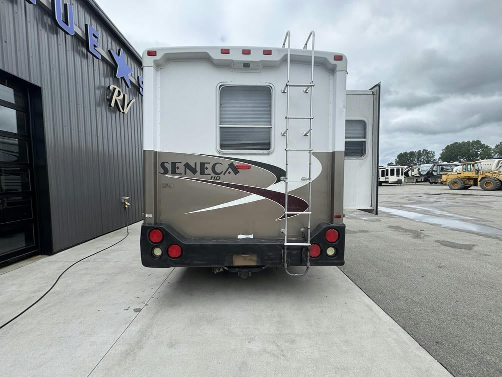 2005 Seneca 35 GS 