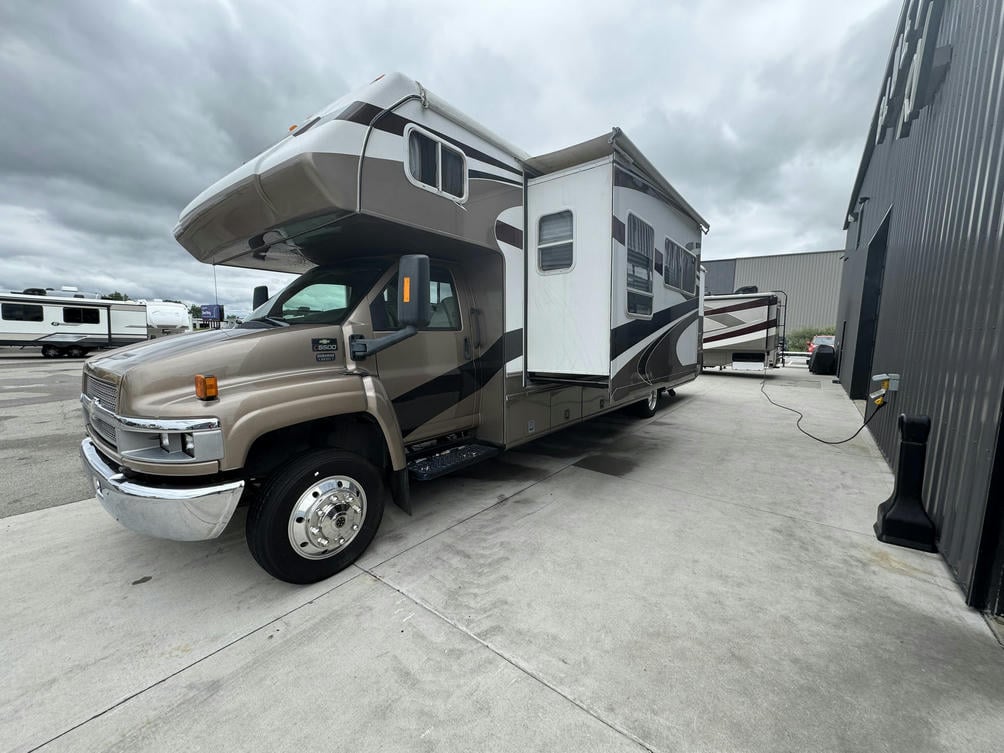 2005 Seneca 35 GS 