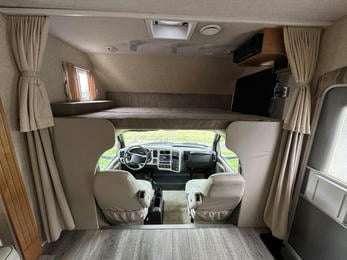2005 Seneca 35 GS 