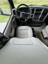 2005 Seneca 35 GS 