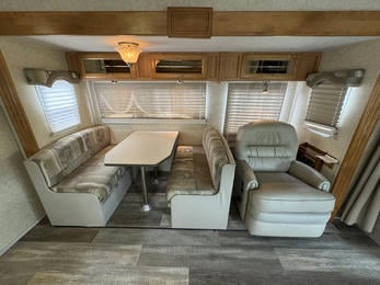 2005 Seneca 35 GS 