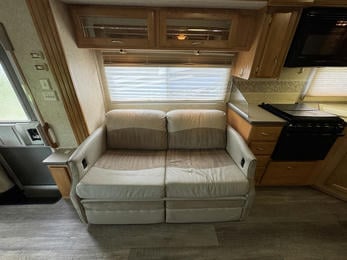 2005 Seneca 35 GS 
