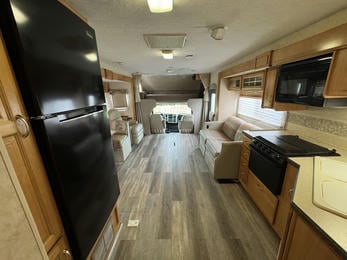 2005 Seneca 35 GS 