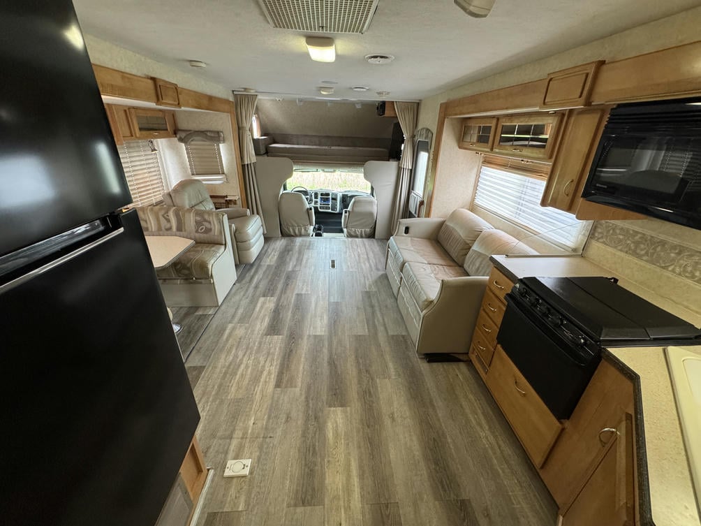 2005 Seneca 35 GS 