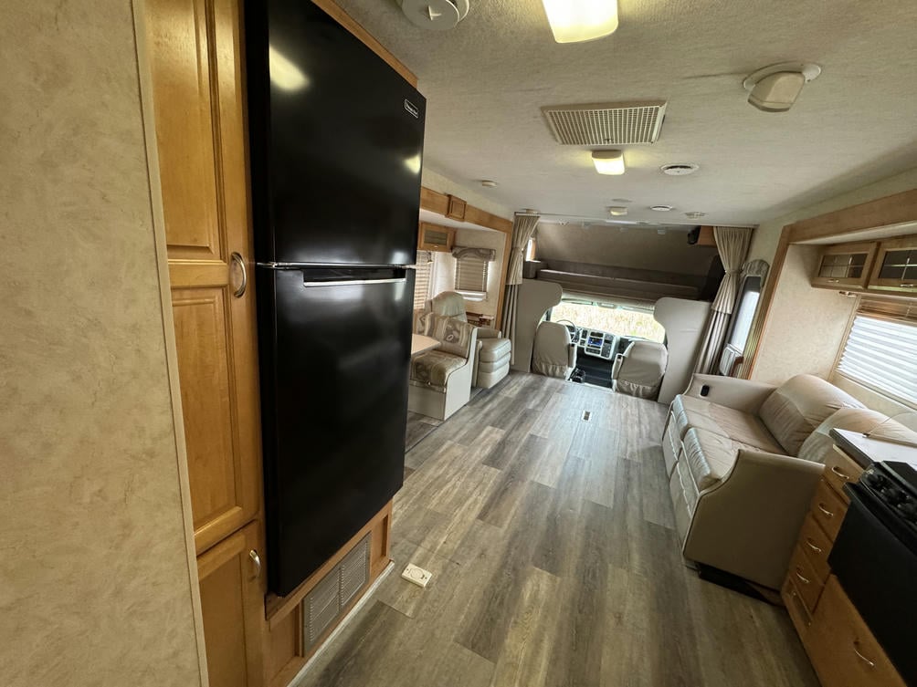 2005 Seneca 35 GS 