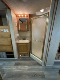 2005 Seneca 35 GS 