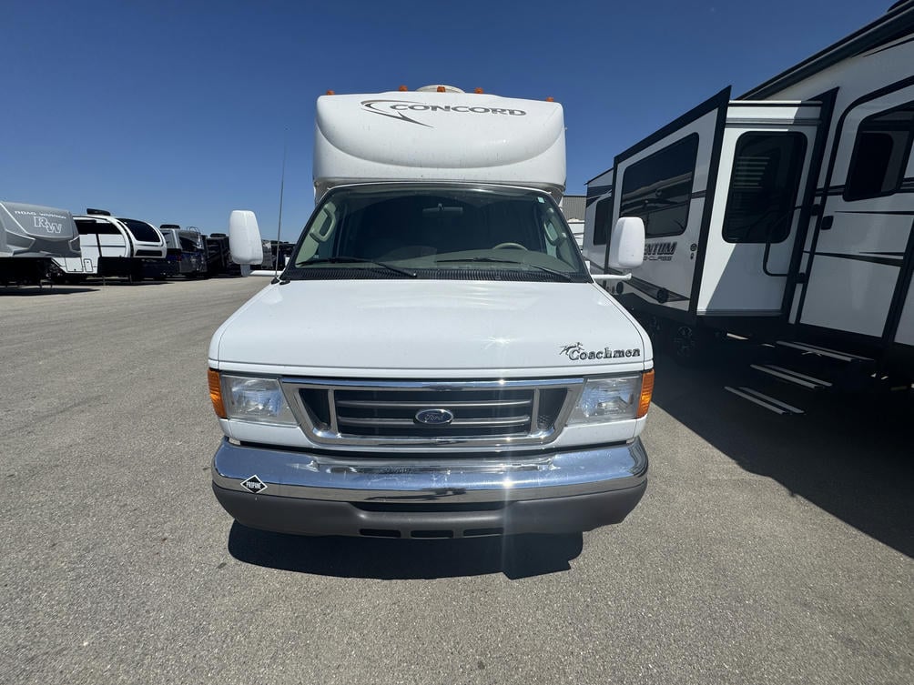2007 Concord 235SO