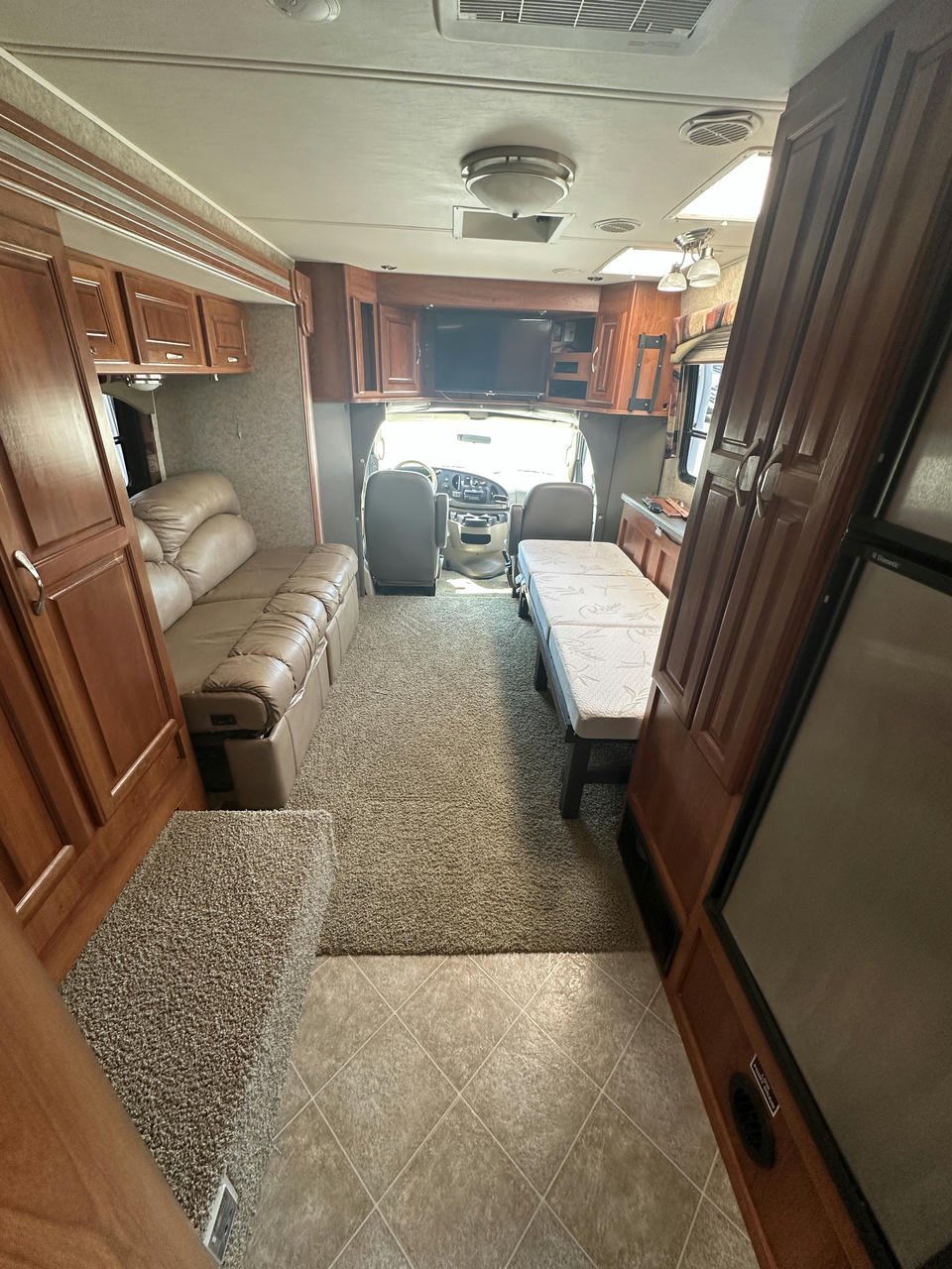 2007 Concord 235SO