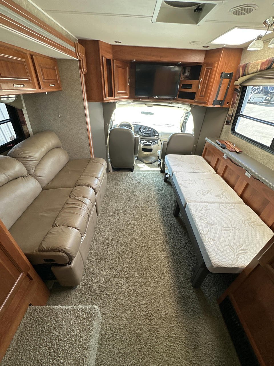 2007 Concord 235SO