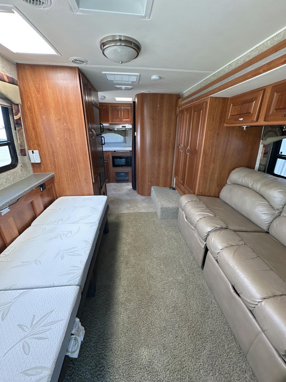 2007 Concord 235SO