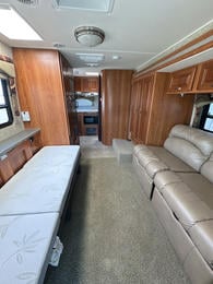 2007 Concord 235SO
