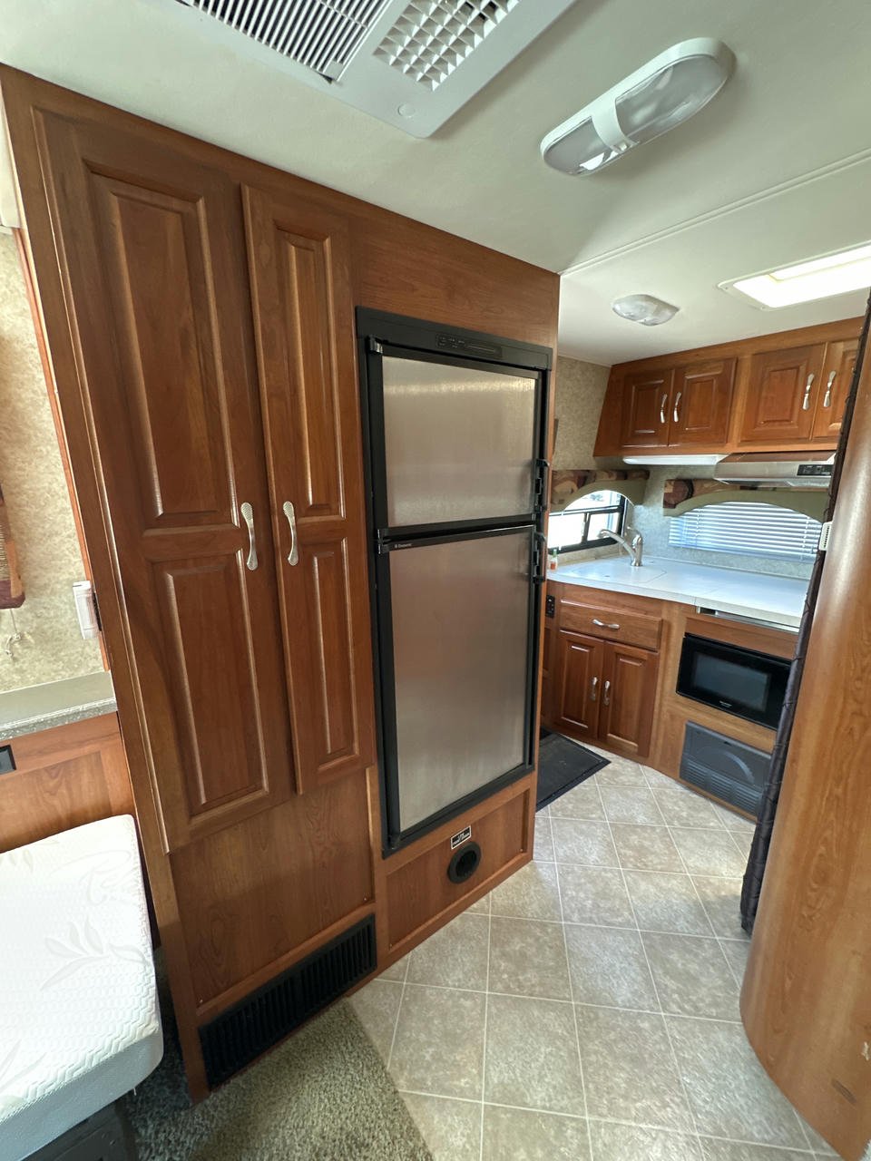 2007 Concord 235SO