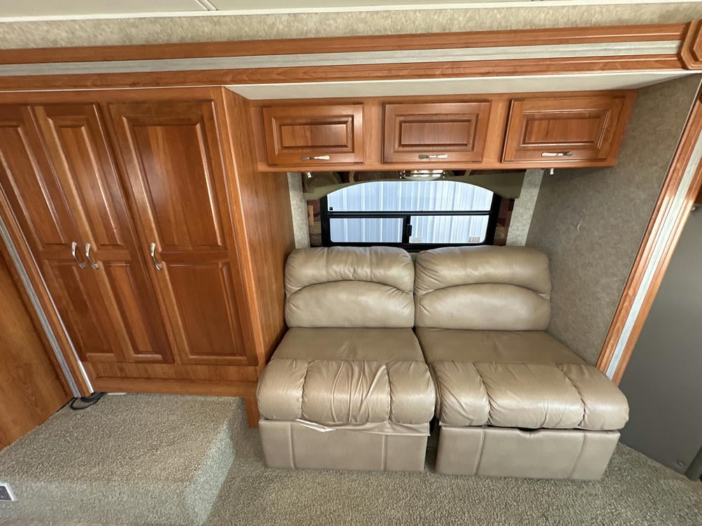 2007 Concord 235SO