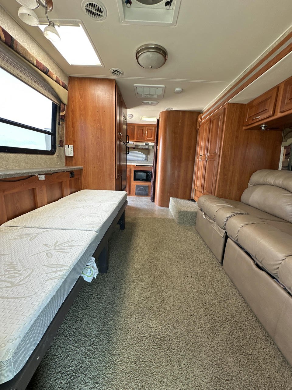 2007 Concord 235SO
