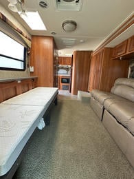 2007 Concord 235SO