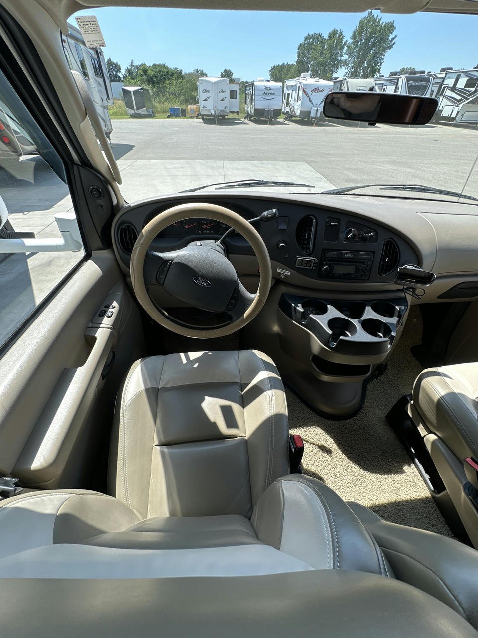 2007 Concord 235SO