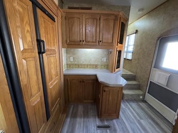 2008 Bighorn 3670RL