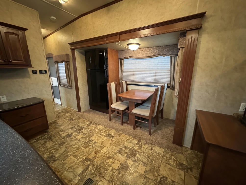 2012 Cedar Creek 38FL