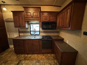 2012 Cedar Creek 38FL