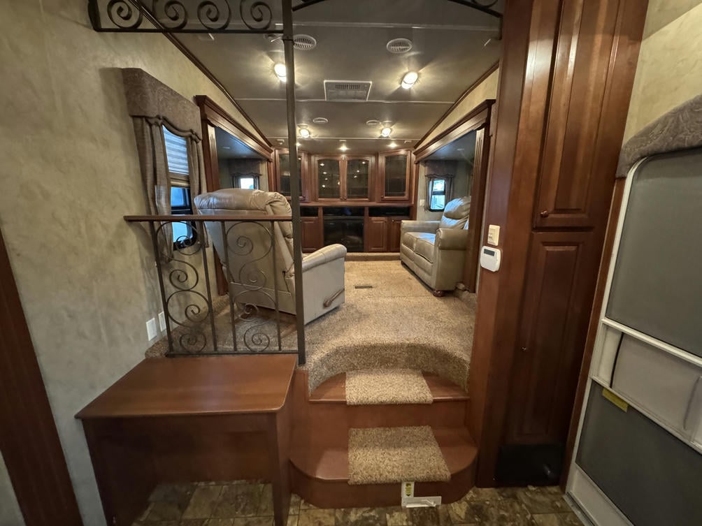 2012 Cedar Creek 38FL