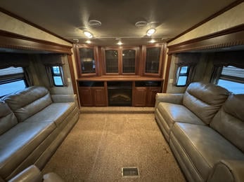2012 Cedar Creek 38FL