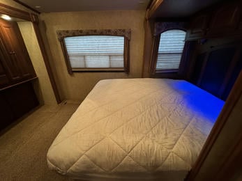 2012 Cedar Creek 38FL