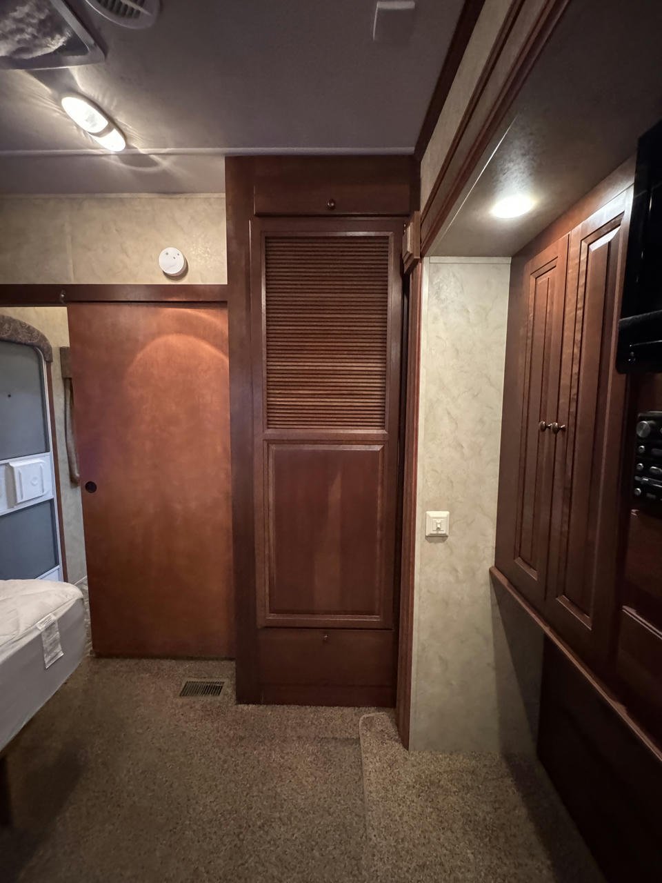 2012 Cedar Creek 38FL