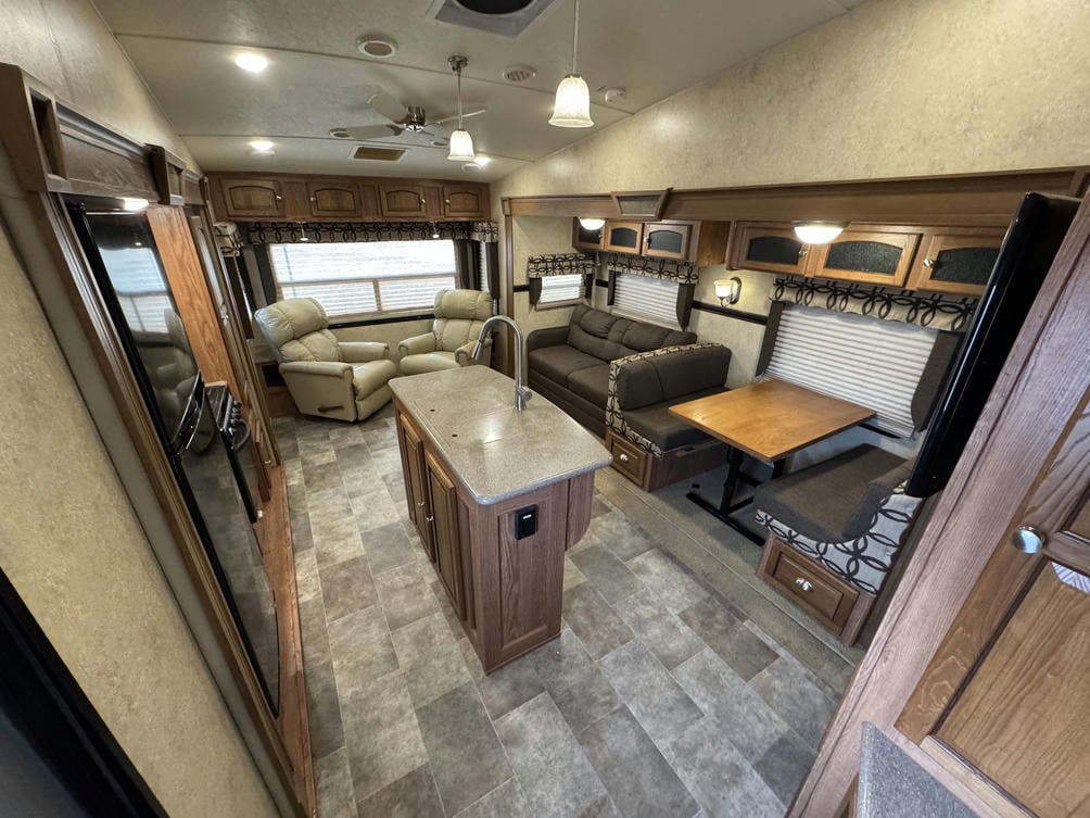 2016 Flagstaff Classic Super Lite 8528RLIKWS