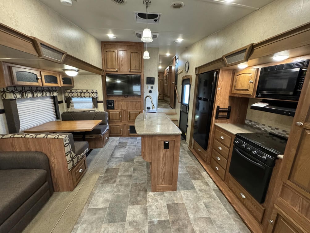 2016 Flagstaff Classic Super Lite 8528RLIKWS