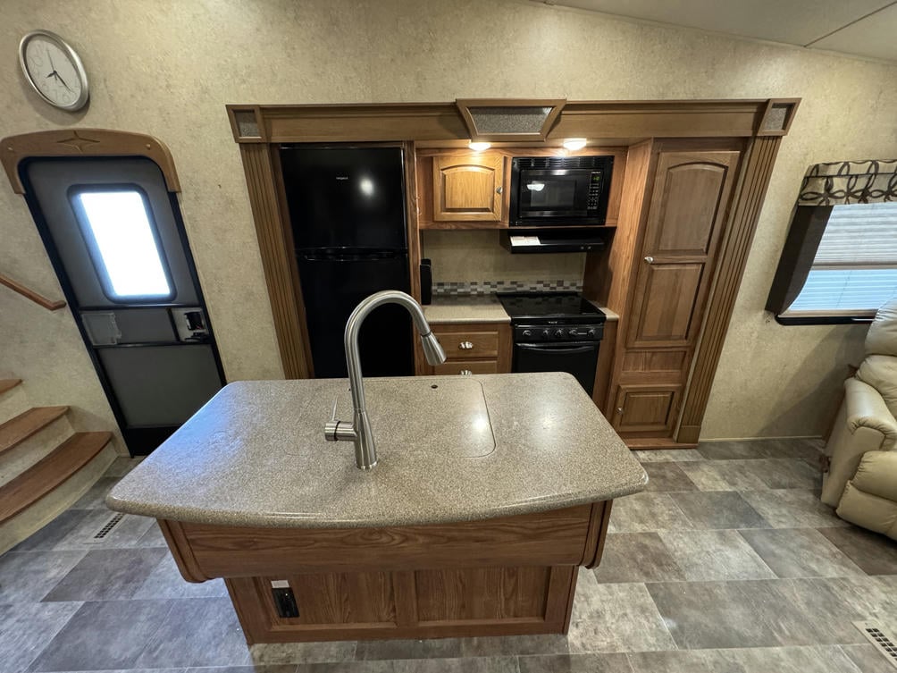2016 Flagstaff Classic Super Lite 8528RLIKWS