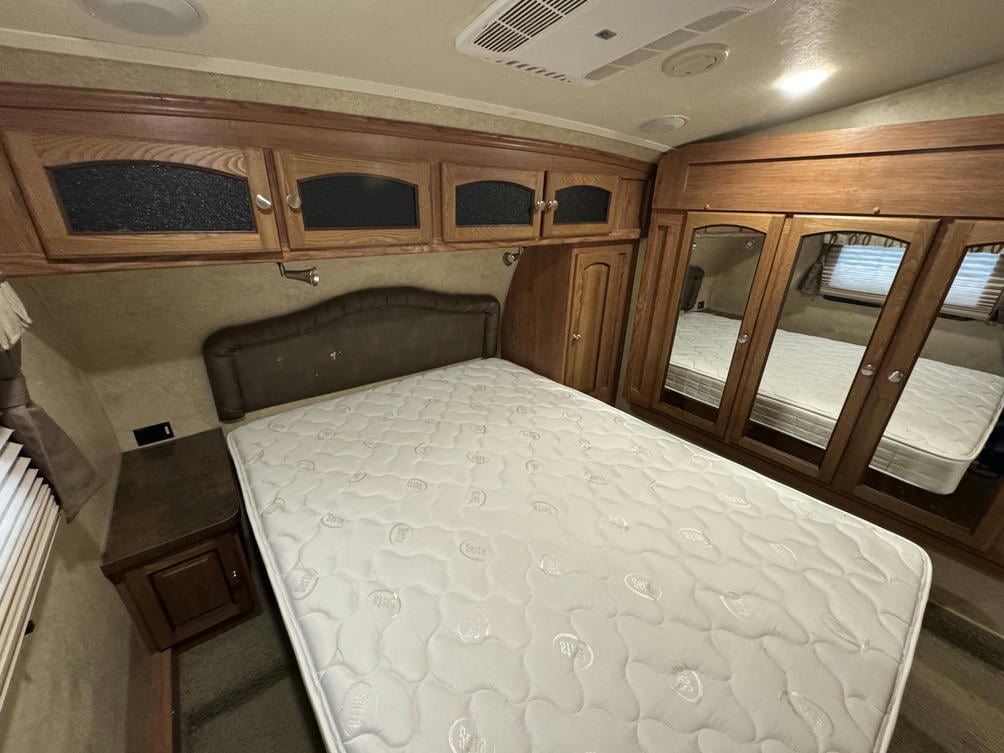 2016 Flagstaff Classic Super Lite 8528RLIKWS