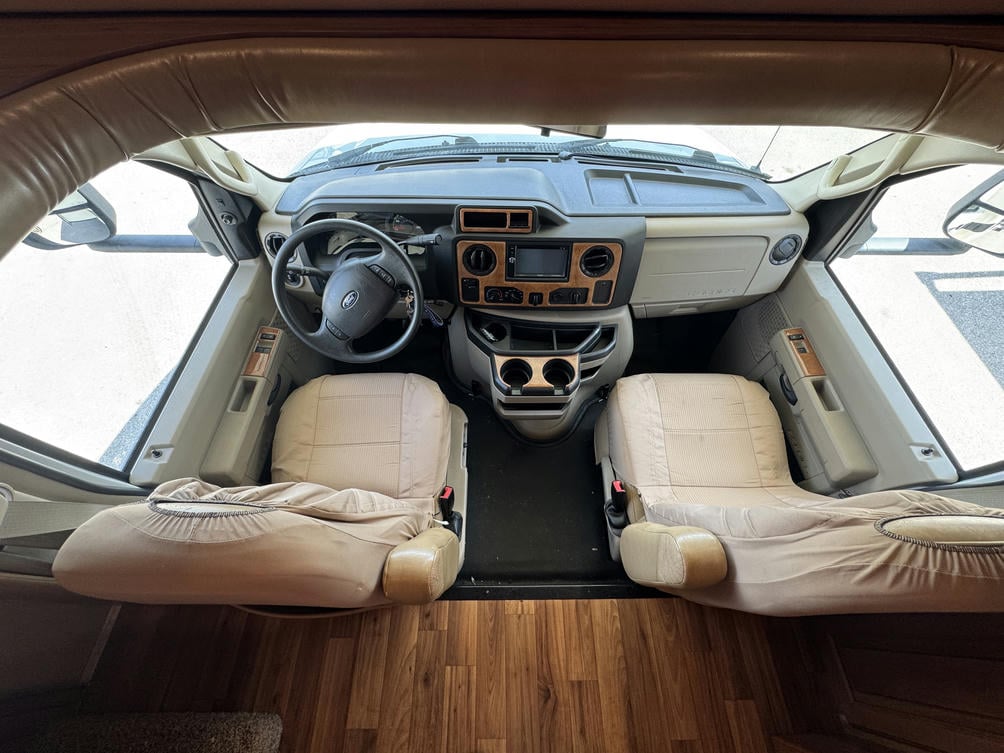2016 Greyhawk 31FK