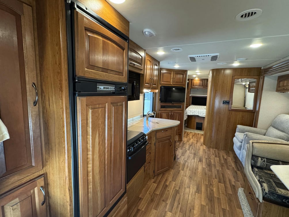 2016 Greyhawk 31FK
