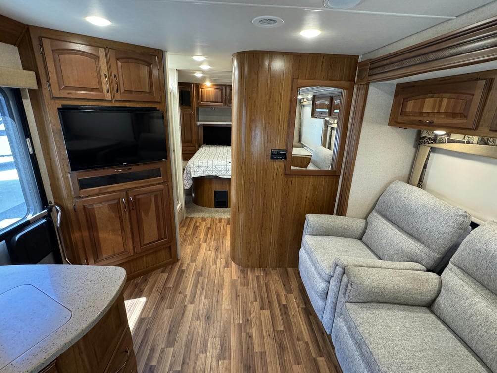 2016 Greyhawk 31FK
