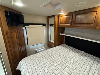2016 Greyhawk 31FK