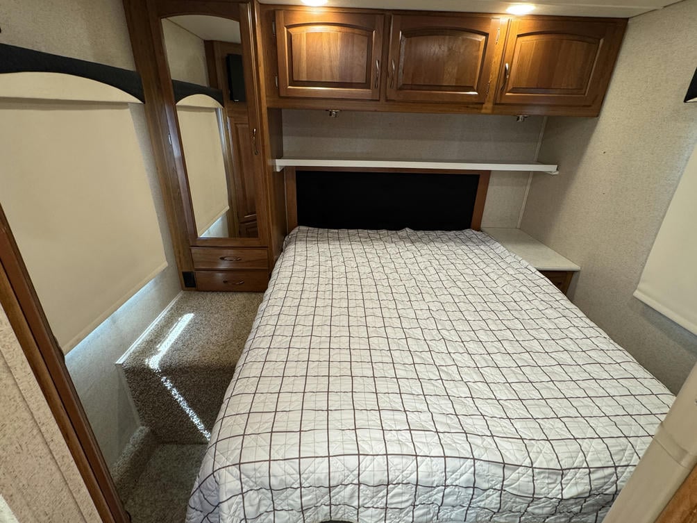2016 Greyhawk 31FK
