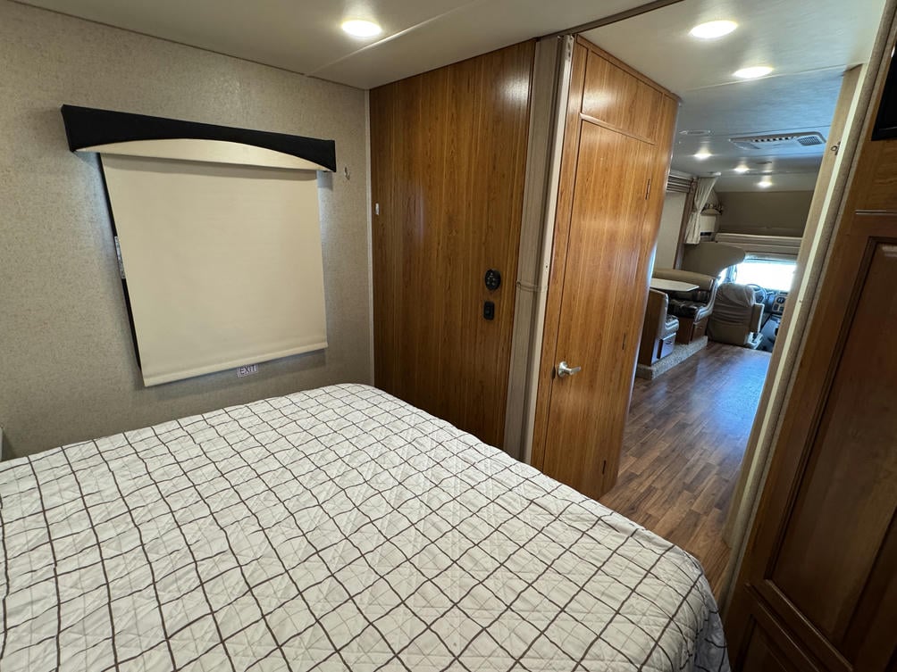 2016 Greyhawk 31FK