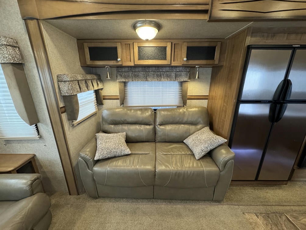 2016 Rockwood 8299BS