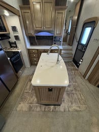 2016 Rockwood 8299BS