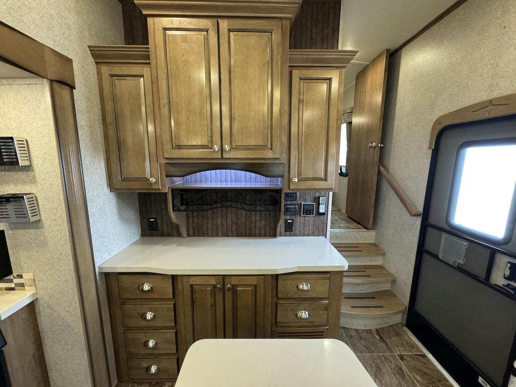 2016 Rockwood 8299BS