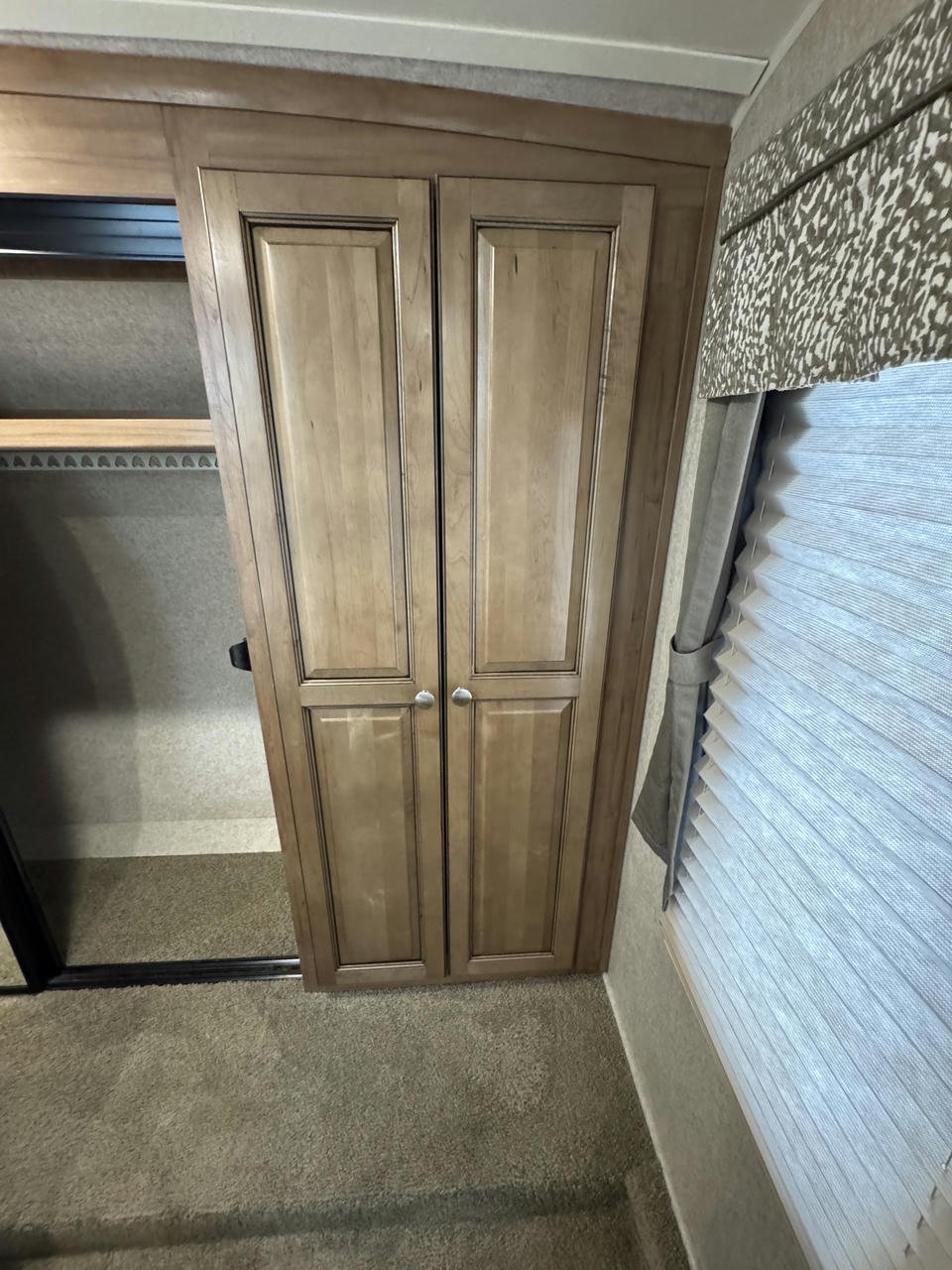 2016 Rockwood 8299BS