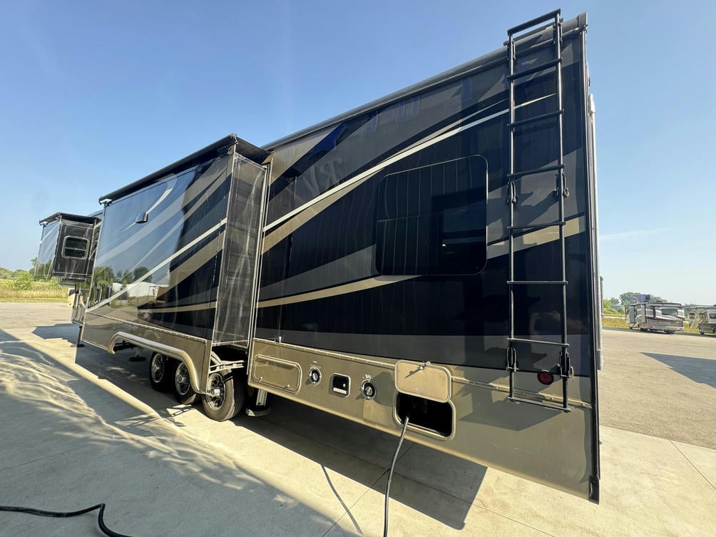 2017 Full House JX450