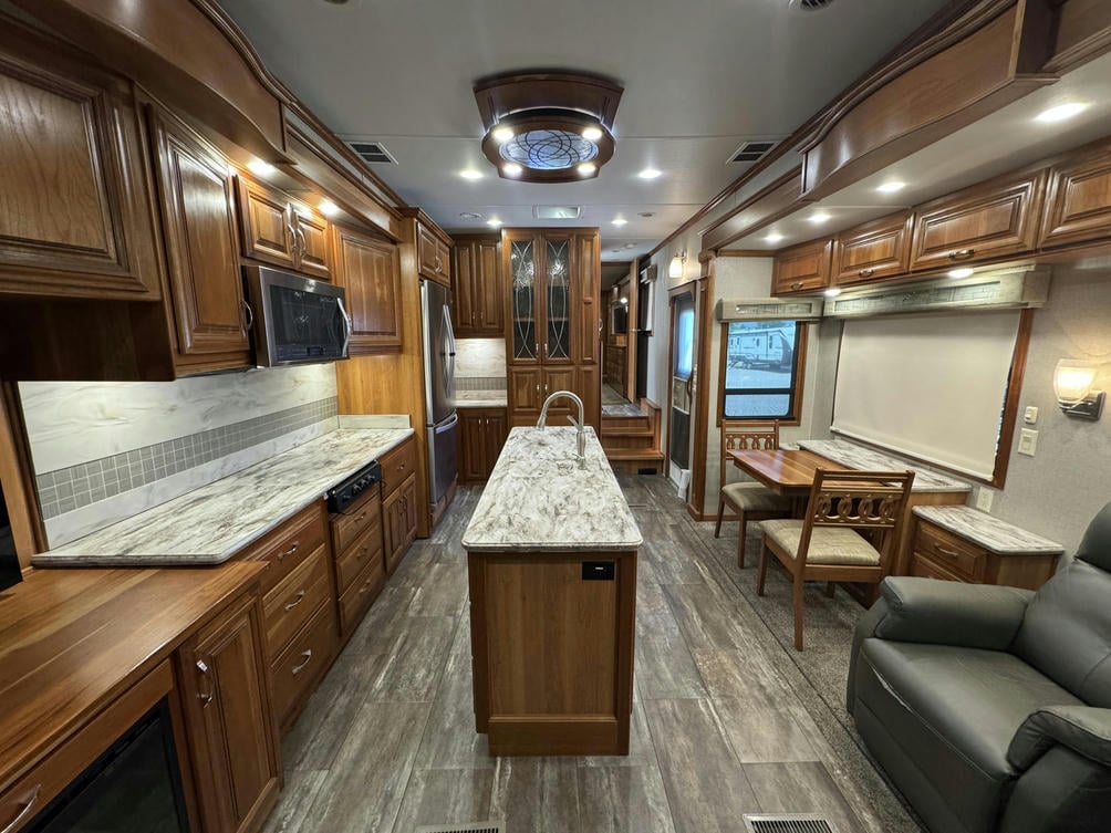 2017 Full House JX450