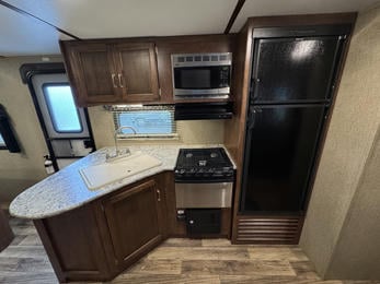 2017 Outback 293UBH