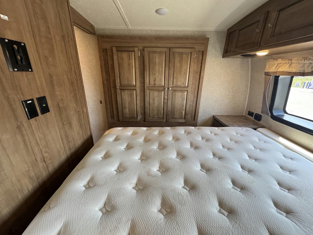 2018 Rockwood 2905WS